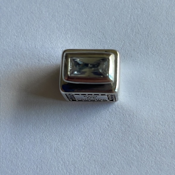 Pandora signature scent charm - Picture 6 of 7